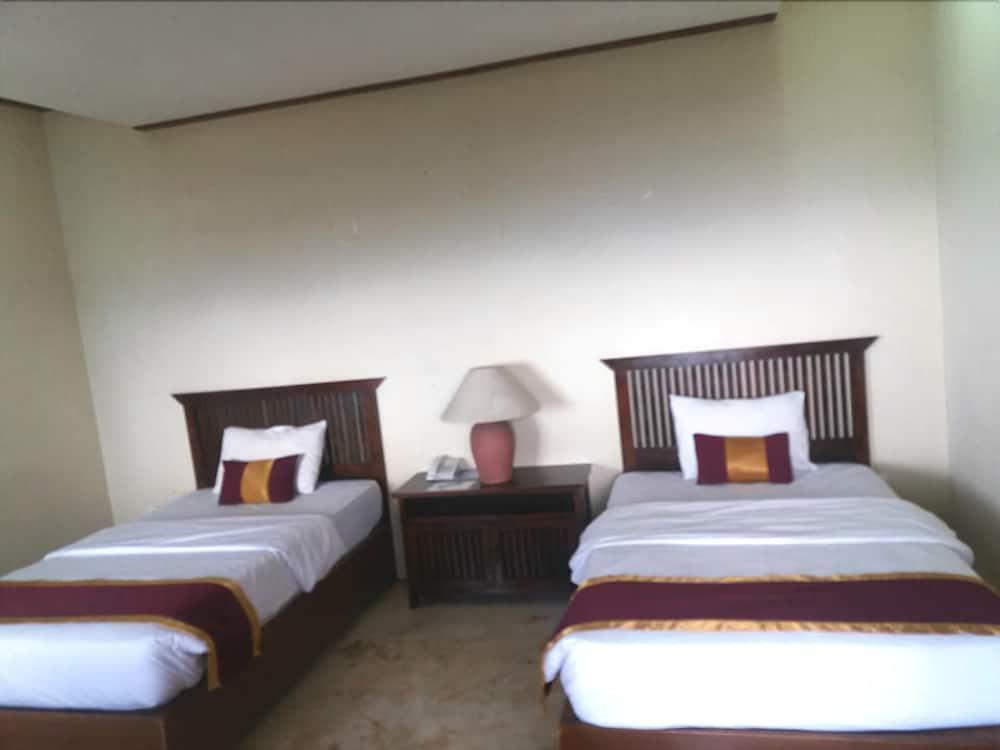 Dago Highland Resort Cimenyan Buitenkant foto